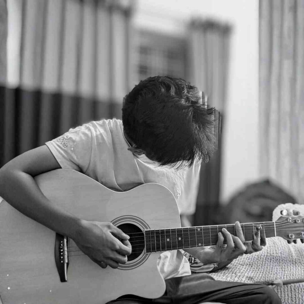 Blur DP for Instagram Boy Pictures