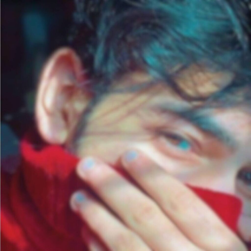 Blur DP for Instagram Boy