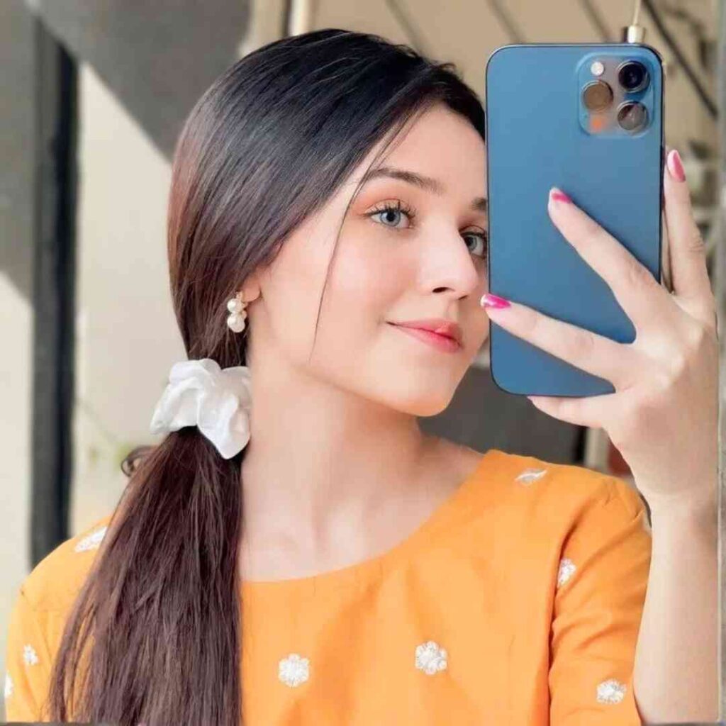 Simple Girl Pic Full